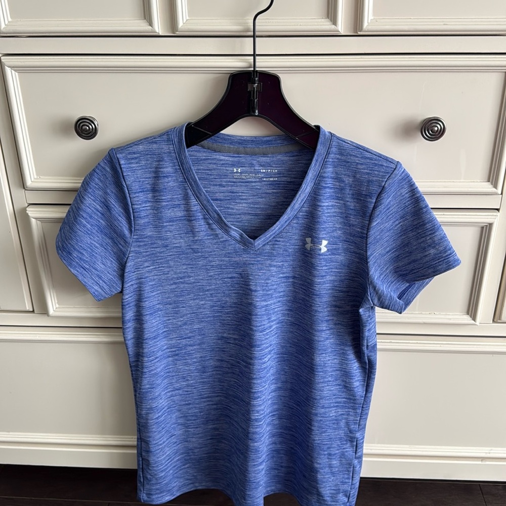 Under armour loose fit